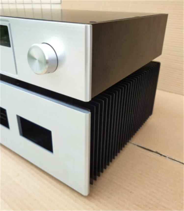 Full Balance Pre Amplifier DAC CD Digital Player Chassis Case All Aluminum Anodic Oxidation 436x90x308mm CNC Precision Machining
Full Balance Pre Amplifier DAC CD Digital Player Chassis Case All Aluminum Anodic Oxidation 436x90x308mm CNC Precision Machining
