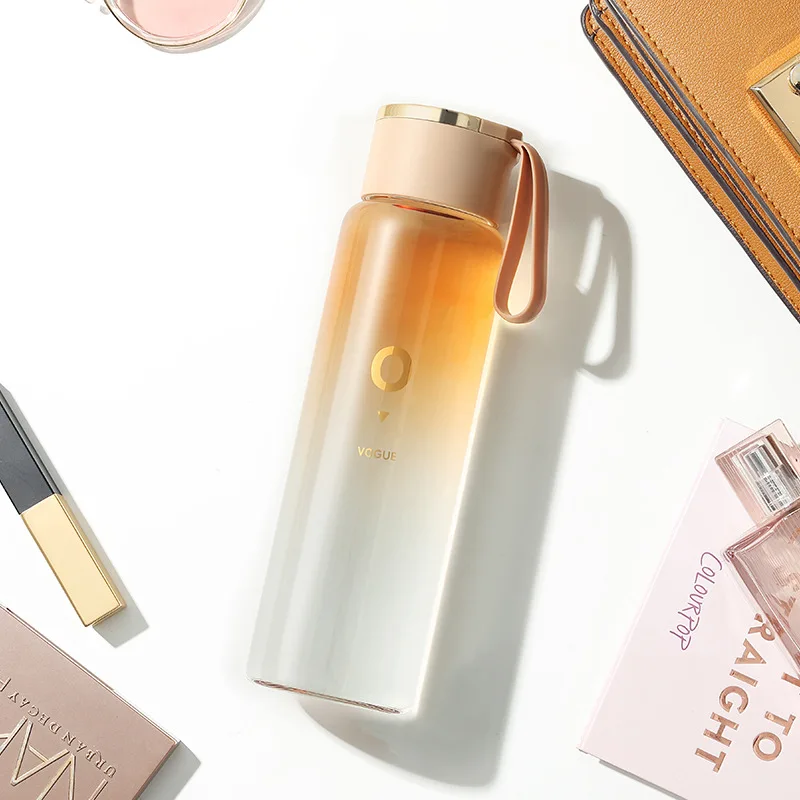Simple Design Gradient Color Glass Cup 400ml Portable Silicon Handle Cute Water Bottle For Girls Leakproof Small Womens Bottle
Simple Design Gradient Color Glass Cup 400ml Portable Silicon Handle Cute Water Bottle For Girls Leakproof Small Womens Bottle