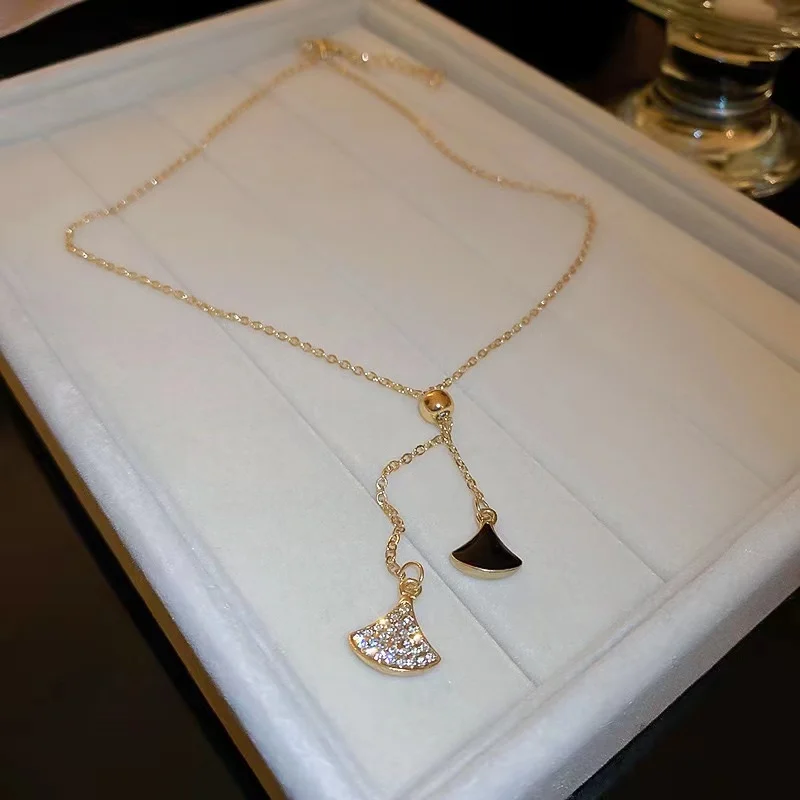 Fashion Sector Diamond Pendant Necklace For Women Girls Charms Gold Choker Necklace Female Aesthetic Neck Chain Jewelry Gifts
Fashion Sector Diamond Pendant Necklace For Women Girls Charms Gold Choker Necklace Female Aesthetic Neck Chain Jewelry Gifts