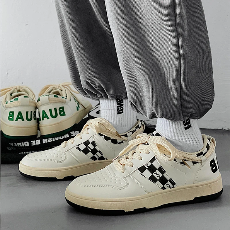 Spring and Summer Mens Casual Sports Shoes Leather Non-slip Fashion Flat Shoes Color Matching Large Size Men Luxury Sneakers
Spring and Summer Mens Casual Sports Shoes Leather Non-slip Fashion Flat Shoes Color Matching Large Size Men Luxury Sneakers