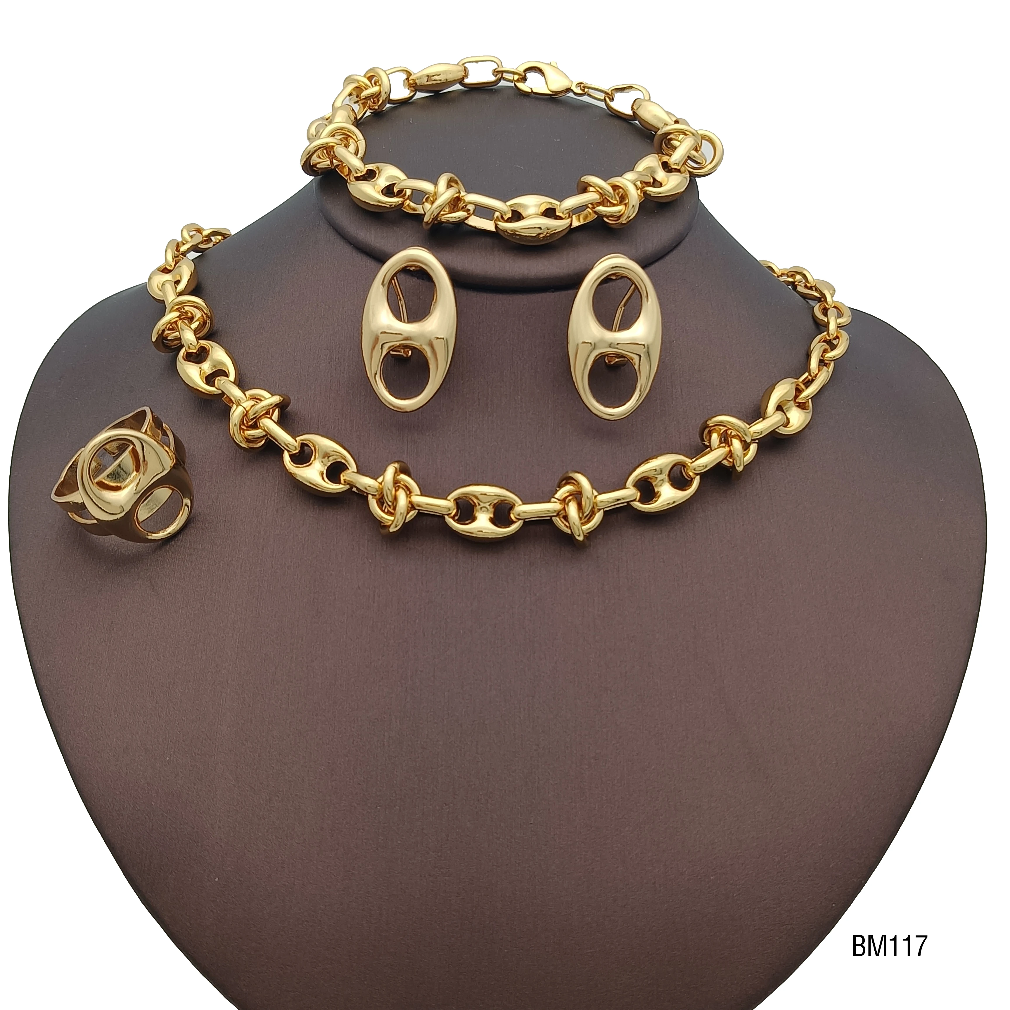 Dubai 18K Gold Plated Jewelry Set For Women Round Necklace Earrings Bracelet Ring 4pcs Jewelry Set Wedding Party Accessories
Dubai 18K Gold Plated Jewelry Set For Women Round Necklace Earrings Bracelet Ring 4pcs Jewelry Set Wedding Party Accessories