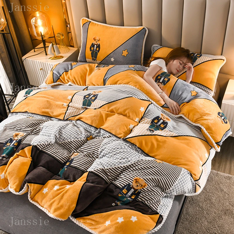 Multifunctional Quilt Cover Single Bed, Double Bed Queen Duvet Cover, Household Dormitory Double Blanket, Flannel Linens Bedding
Multifunctional Quilt Cover Single Bed, Double Bed Queen Duvet Cover, Household Dormitory Double Blanket, Flannel Linens Bedding