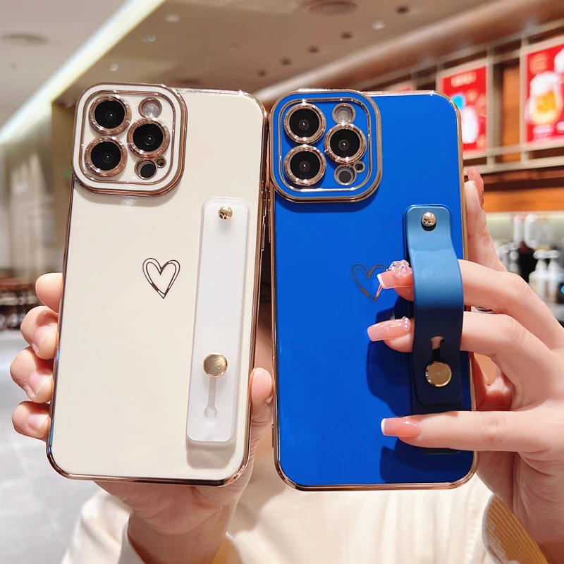 Luxury Love Heart Wrist Strap Case For iPhone 14 Pro Max 13 12 11 X XR XS 7 8 Plus Electroplated Soft Silicone Shockproof Cover
Luxury Love Heart Wrist Strap Case For iPhone 14 Pro Max 13 12 11 X XR XS 7 8 Plus Electroplated Soft Silicone Shockproof Cover
