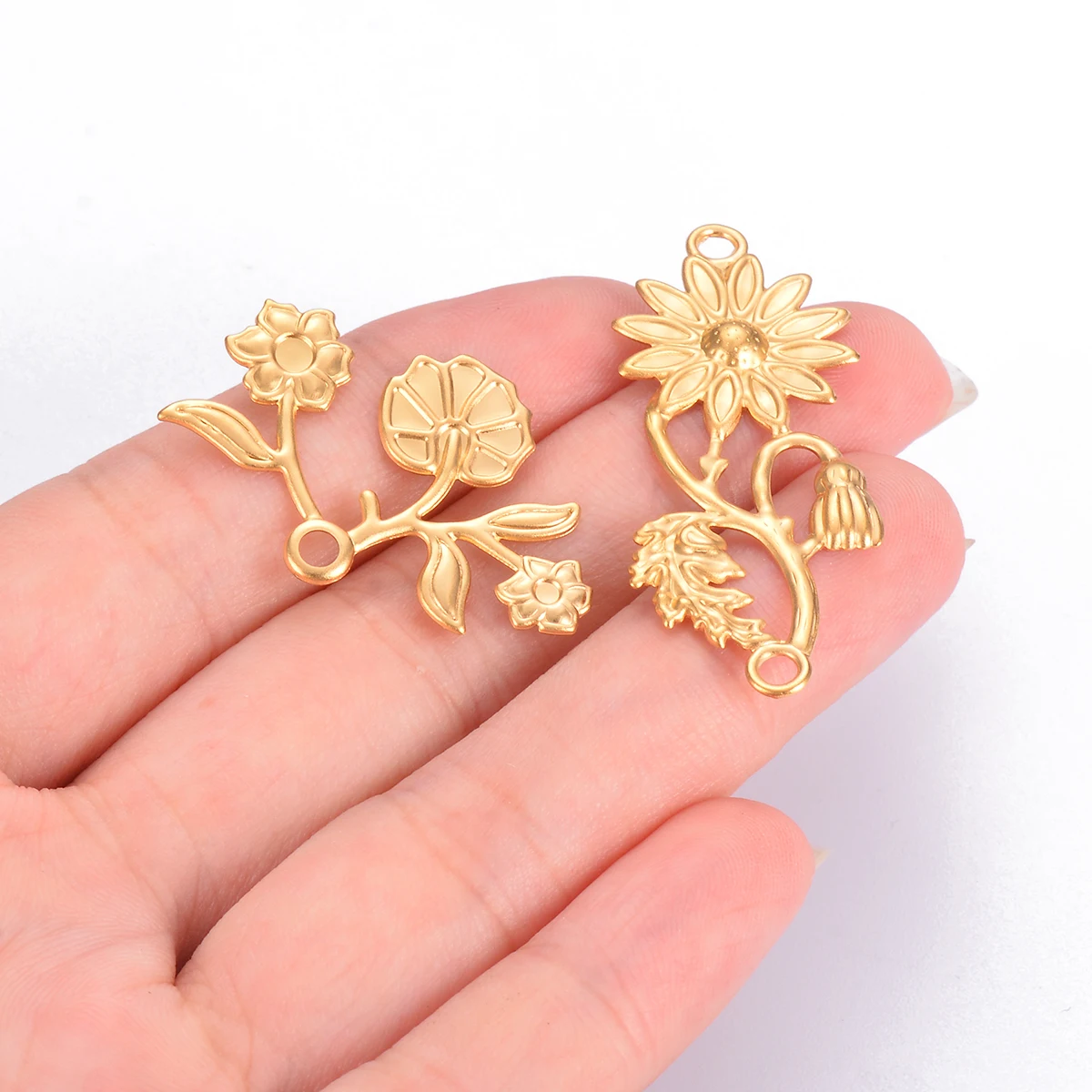 30pcs/lot Stainless Steel Leaves Vine Flower Leaf Charms Pendant for DIY Boho Earrings Necklace Goddess Hippie Jewelry Making
30pcs/lot Stainless Steel Leaves Vine Flower Leaf Charms Pendant for DIY Boho Earrings Necklace Goddess Hippie Jewelry Making
