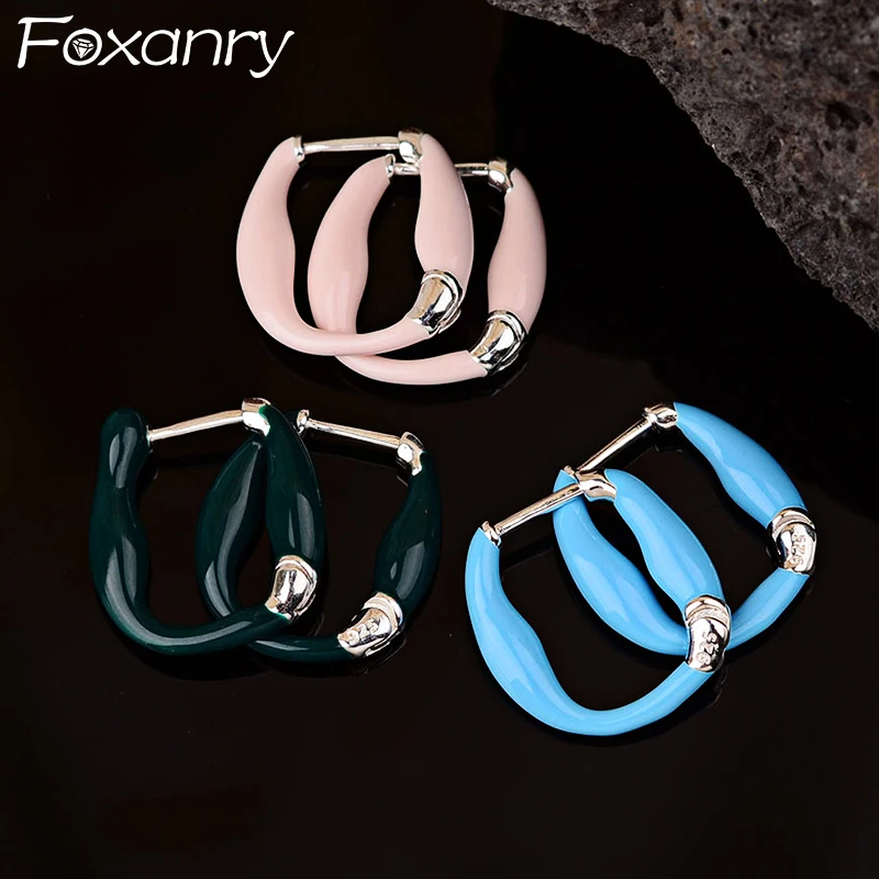 S925 предотвращает аллергию, модные серьги для женщин, парные простые винтажные бриллианты, не выцветающие, глазурные бриллианты, ювелирные изделия в подарок
S925 предотвращает аллергию, модные серьги для женщин, парные простые винтажные бриллианты, не выцветающие, глазурные бриллианты, ювелирные изделия в подарок