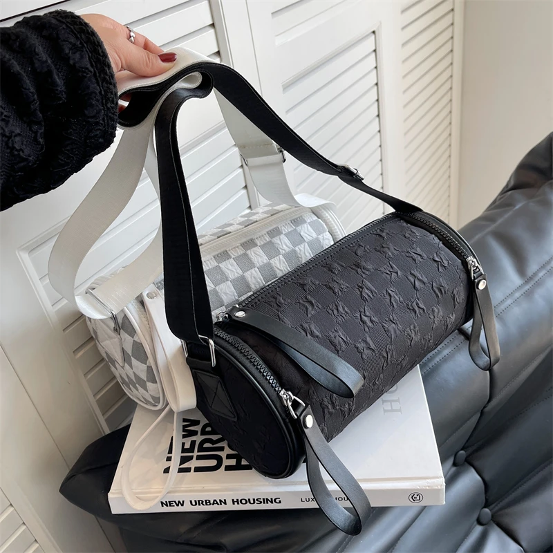 Top Brand Spring Cylinder Cross-border Bag Foreign Style Handbag Female 2022 New Fashion Net Red Single Shoulder Messenger Bag
Top Brand Spring Cylinder Cross-border Bag Foreign Style Handbag Female 2022 New Fashion Net Red Single Shoulder Messenger Bag