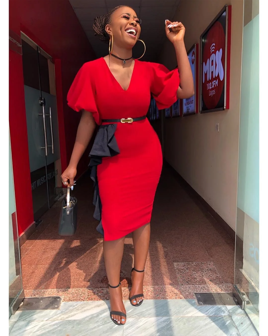 Summer New Style V-neck Waist Tongle Large Size Slim Solid Color Women Dress With Belt
Summer New Style V-neck Waist Tongle Large Size Slim Solid Color Women Dress With Belt