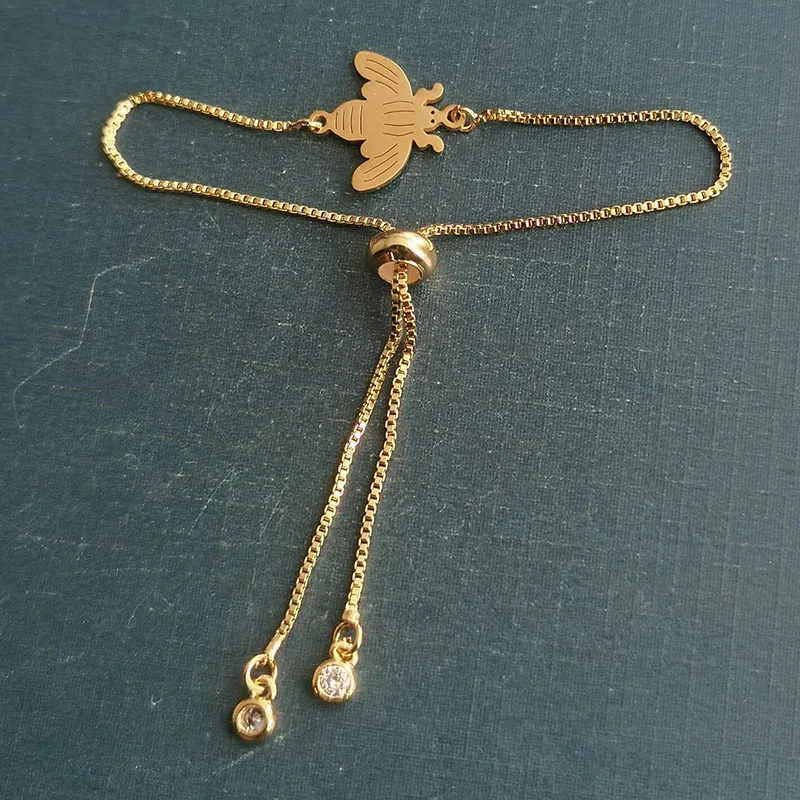 12 Pieces Gold Bee Bracelet Stainless Steel Honeybee Wristband With Copper Chain Jewelry Adjustable Size Wholesale
12 Pieces Gold Bee Bracelet Stainless Steel Honeybee Wristband With Copper Chain Jewelry Adjustable Size Wholesale