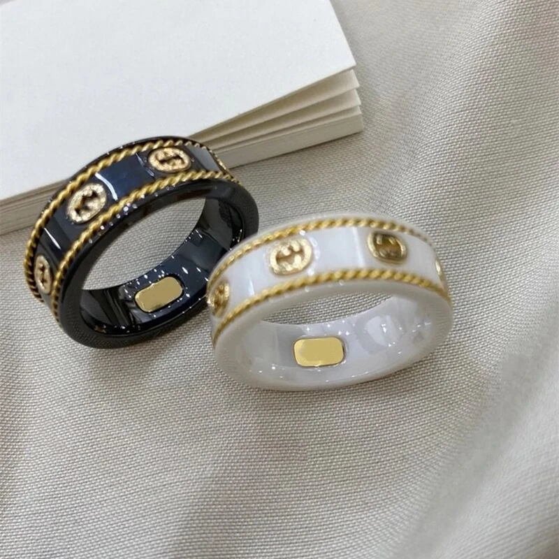 Luxury 18K Gold Rings for Women High Quality Design Jewelry AAA Zirconia Ceramic Wedding Couple Star Bee Ring Party Gift Box
Luxury 18K Gold Rings for Women High Quality Design Jewelry AAA Zirconia Ceramic Wedding Couple Star Bee Ring Party Gift Box