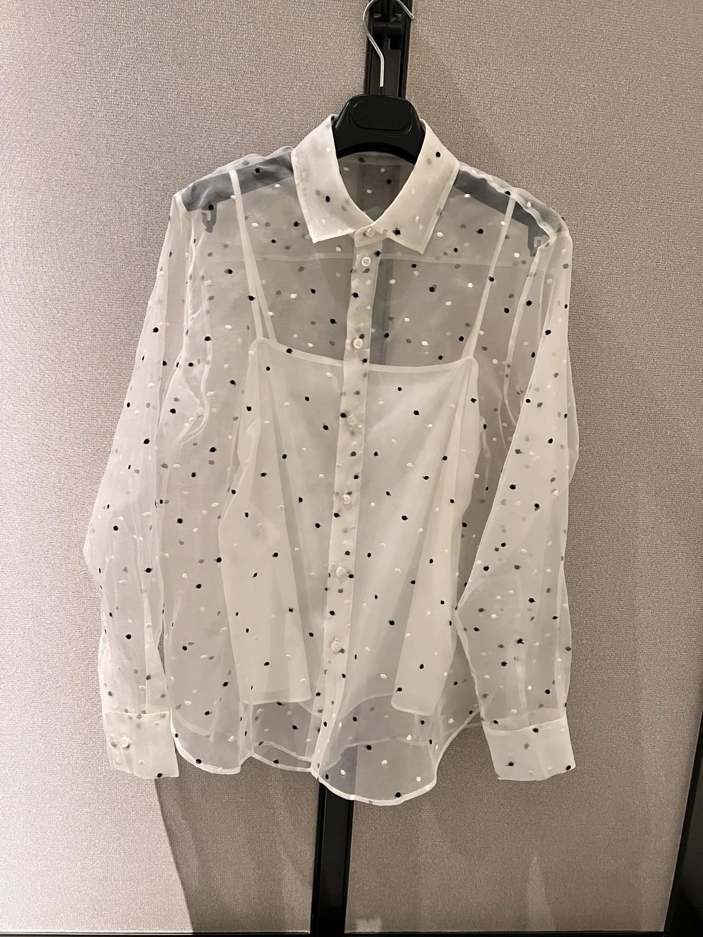 Женская футболка с длинным рукавом, с длинным рукавом
Женская футболка с длинным рукавом, с длинным рукавом