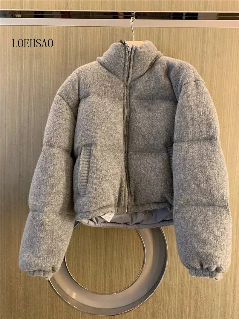 loehsao 2022 new autumn and winter stand collar thickened down jacket women's short white duck down wool women's coat
loehsao 2022 new autumn and winter stand collar thickened down jacket women's short white duck down wool women's coat