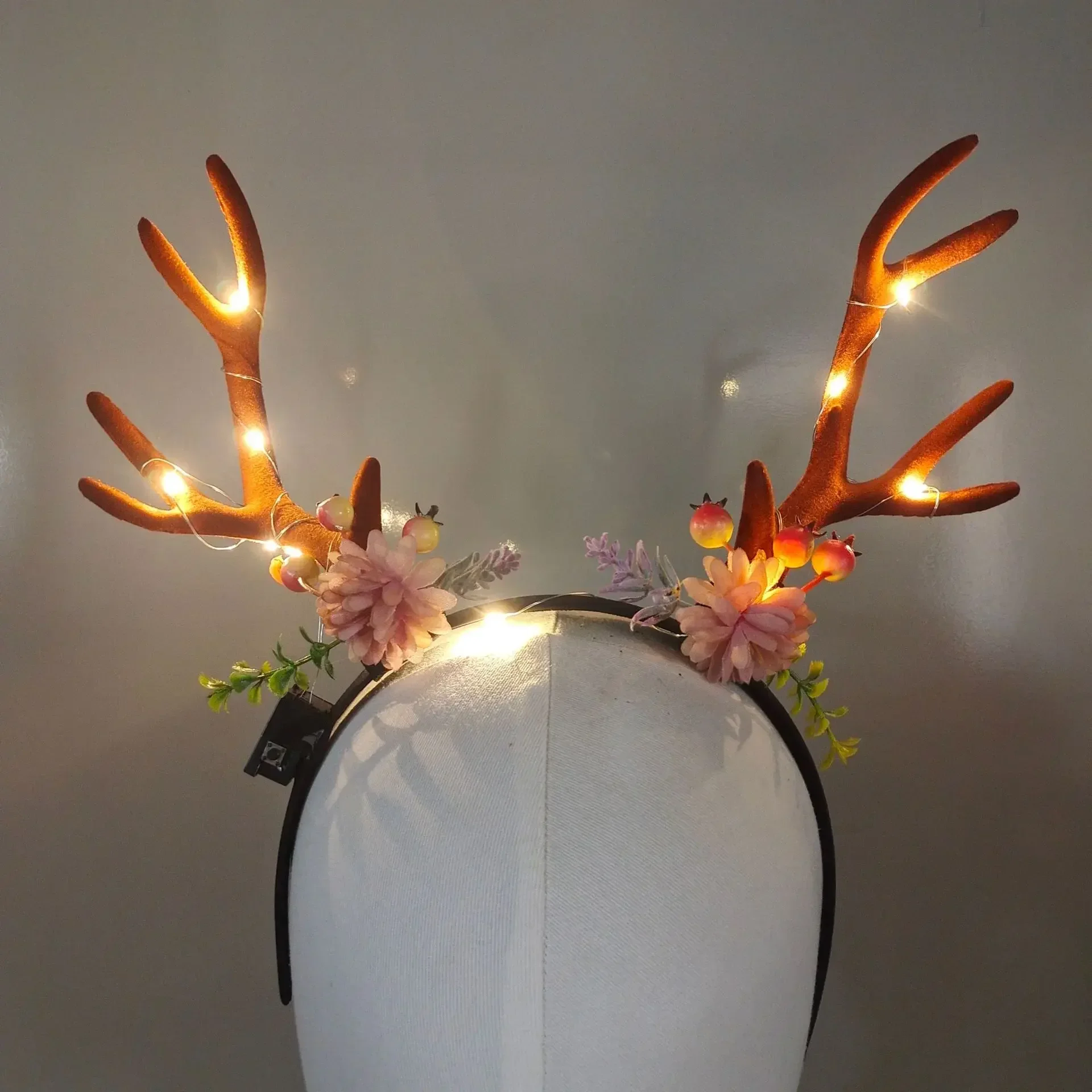 Светящиеся рога оленя XR Partyday
Светящиеся рога оленя XR Partyday