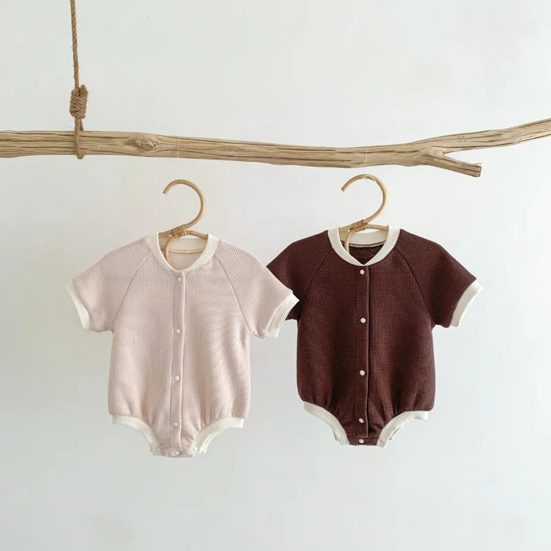 Модель 2023 года, вафельная Одежда для девочек, цельная Одежда для мальчиков с одной грудью
Модель 2023 года, вафельная Одежда для девочек, цельная Одежда для мальчиков с одной грудью