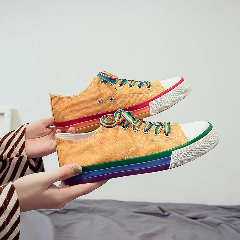 Spring And Summer 2022 Women's Casual And Fresh Canvas Shoes Korean Rainbow Net Red Shoes Fashion Cloth Shoes
Spring And Summer 2022 Women's Casual And Fresh Canvas Shoes Korean Rainbow Net Red Shoes Fashion Cloth Shoes