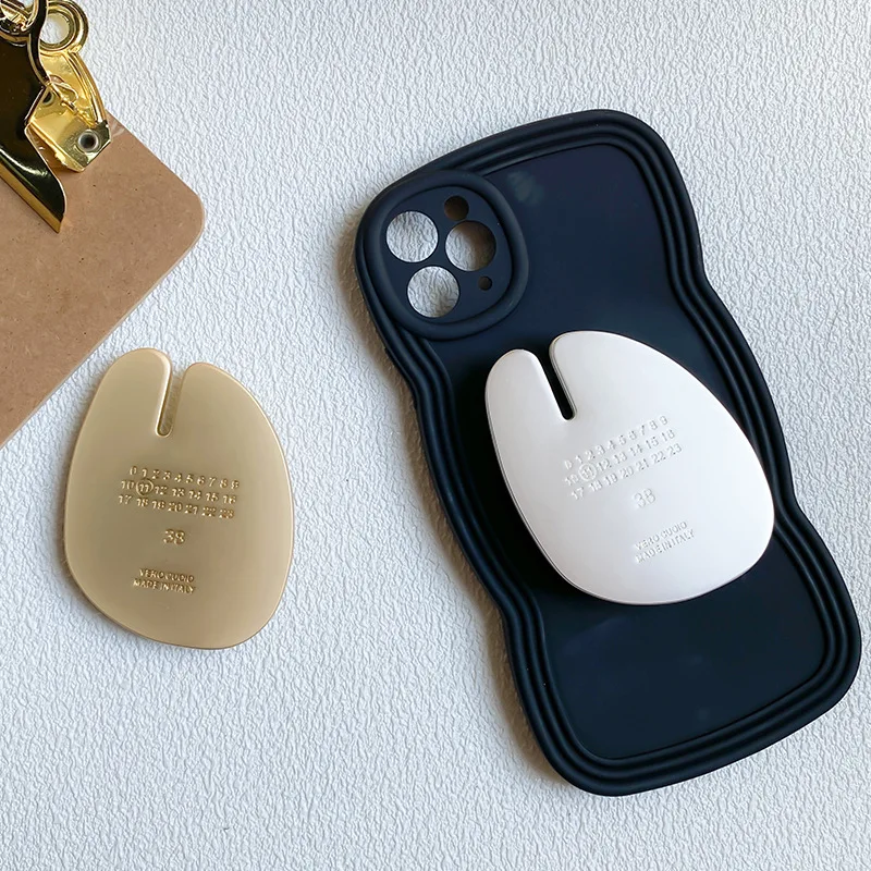 Margiela Luxury 3D Tabi Metal Bracket Any Model Phone iPhone 13 12 14 Pro Max Mini 7 8 Plus X XS XR 11 SE 2 Accessories
Margiela Luxury 3D Tabi Metal Bracket Any Model Phone iPhone 13 12 14 Pro Max Mini 7 8 Plus X XS XR 11 SE 2 Accessories