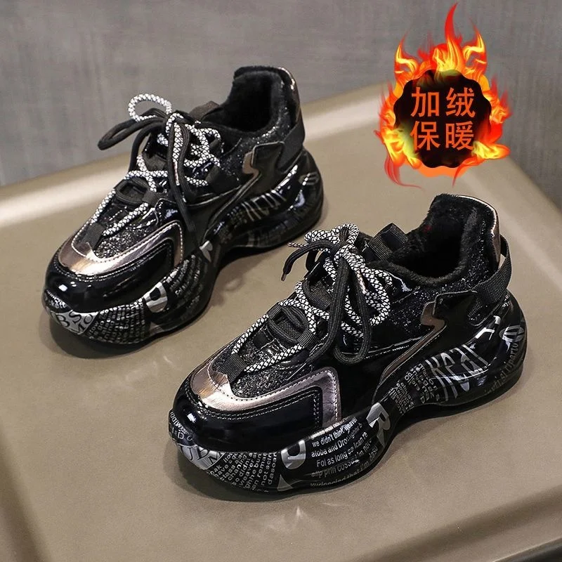 Женские зимние ботинки на платформе, черные теплые плюшевые кроссовки из лакированной кожи, Повседневная Теплая обувь с мехом, 2023
Женские зимние ботинки на платформе, черные теплые плюшевые кроссовки из лакированной кожи, Повседневная Теплая обувь с мехом, 2023