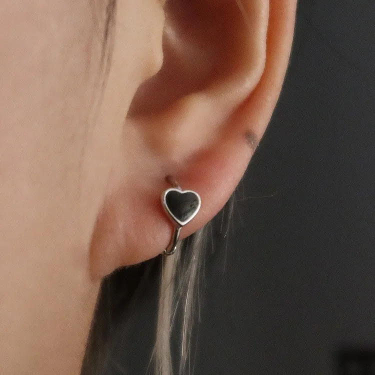 Korean Version S925 Silver Needle Star Ear Buckle Woman Retro Fashion Simple Square Love Earring Literary Trend Summer Jewelry
Korean Version S925 Silver Needle Star Ear Buckle Woman Retro Fashion Simple Square Love Earring Literary Trend Summer Jewelry