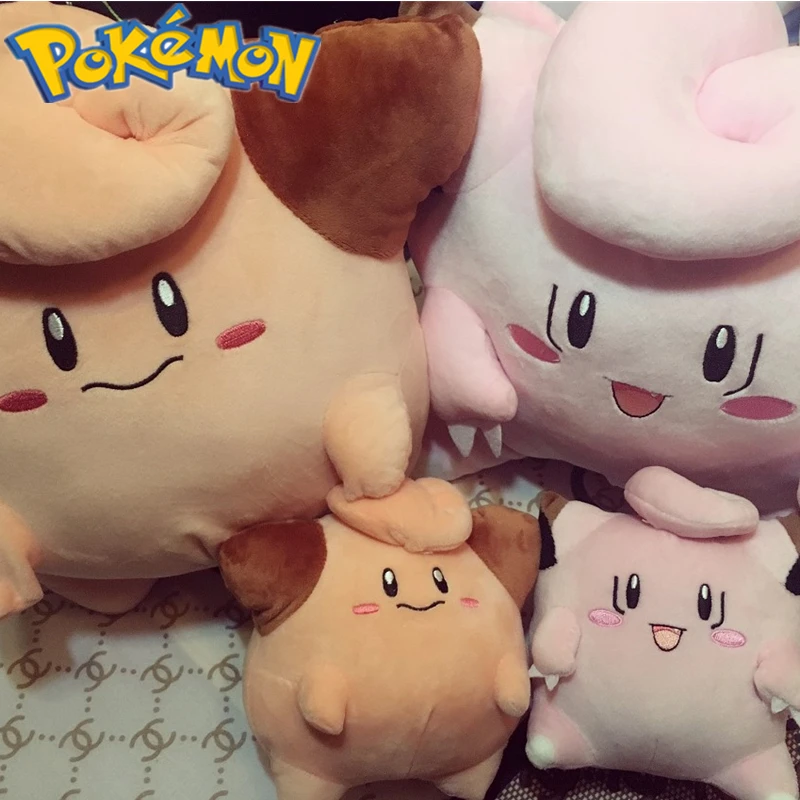 Плюшевая кукла Pokemon Fat Ding Pippixi, милая детская игрушечная комната, прикроватный диван, заднее сиденье, украшение, подарок на день рождения
Плюшевая кукла Pokemon Fat Ding Pippixi, милая детская игрушечная комната, прикроватный диван, заднее сиденье, украшение, подарок на день рождения