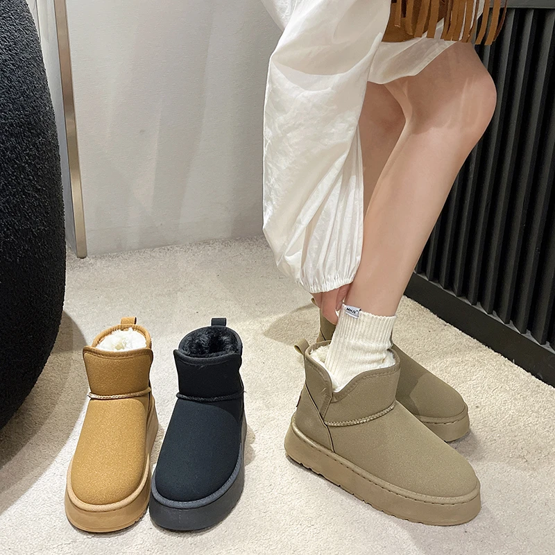 Winter velvet thickened warm cotton shoeing waterproof non-slip bread shoes women's fur snow boots ultra-mini winter flat ankles
Winter velvet thickened warm cotton shoeing waterproof non-slip bread shoes women's fur snow boots ultra-mini winter flat ankles