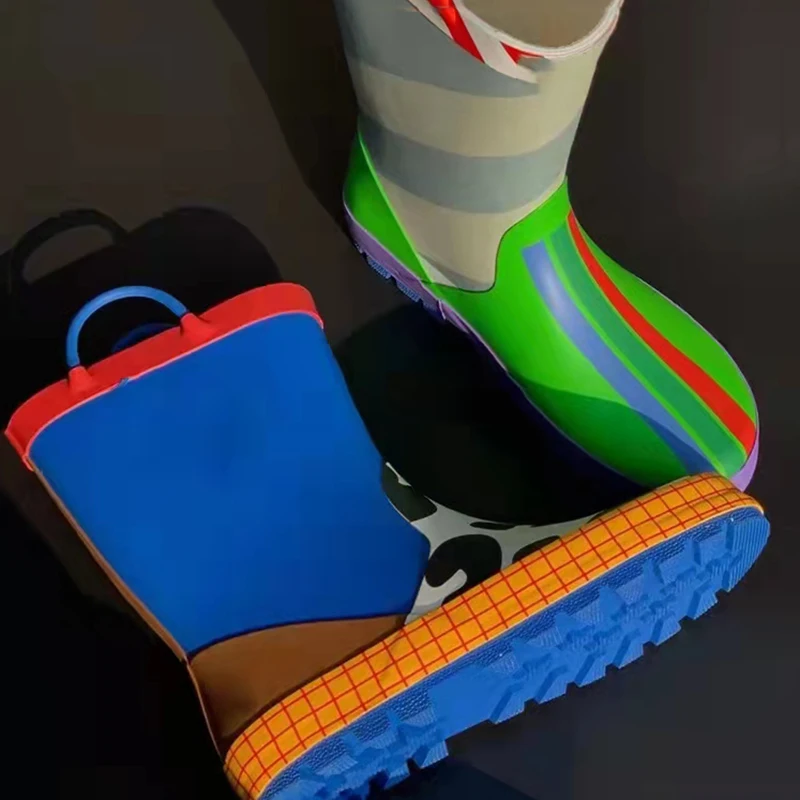 Новинка 2023, резиновые сапоги из утки-мандарина, модные нишевые индивидуальные Нескользящие сапоги для дождя, подходящие ко всему
Новинка 2023, резиновые сапоги из утки-мандарина, модные нишевые индивидуальные Нескользящие сапоги для дождя, подходящие ко всему