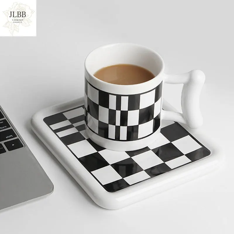 Vintage Fashion Checkerboard Cup and Saucer Set Ceramic Creative Design Mug For Coffee Tea Milk Bread Cake Dish Tray Home Decor
Vintage Fashion Checkerboard Cup and Saucer Set Ceramic Creative Design Mug For Coffee Tea Milk Bread Cake Dish Tray Home Decor