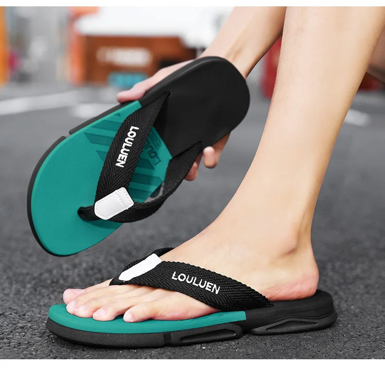 NEW Men Slippers Summer Ankle Wrap Shoes Slip-resistant Slide Sandals Summer Male Slippers Beach Water Shoes Zapatillas Hombre
NEW Men Slippers Summer Ankle Wrap Shoes Slip-resistant Slide Sandals Summer Male Slippers Beach Water Shoes Zapatillas Hombre