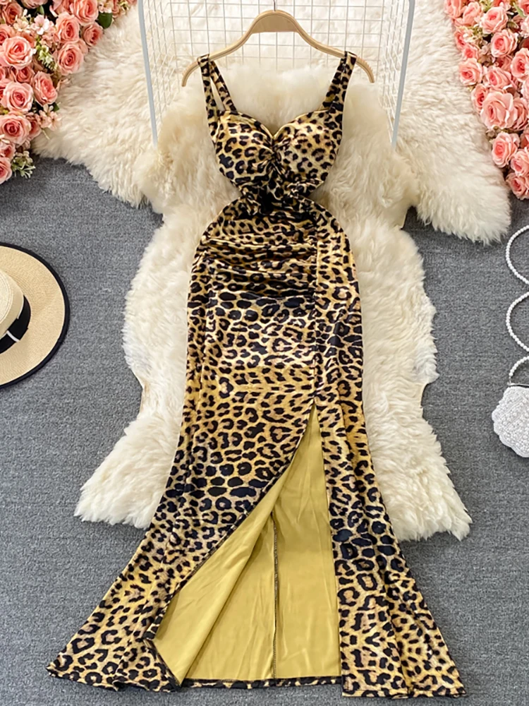 Sexy Leopard Spaghetti Strap Long Dress Summer Women Sleeveless Strapless High Waist Split Bodycon Vestidos Female Draped Robe
Sexy Leopard Spaghetti Strap Long Dress Summer Women Sleeveless Strapless High Waist Split Bodycon Vestidos Female Draped Robe