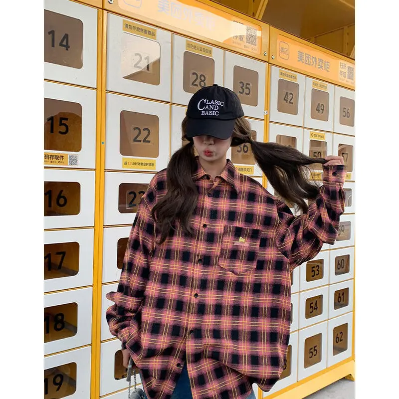 Plaid Shirt Women Baggy Chic Single Breasted Blouses Autumn Square Collar Shirt Long Sleeved Oversized Harajuku Unisex Shirt 
Plaid Shirt Women Baggy Chic Single Breasted Blouses Autumn Square Collar Shirt Long Sleeved Oversized Harajuku Unisex Shirt
