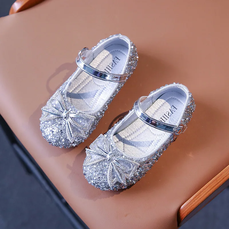 Bow tie Shiny Little Girl Fashion Princess Shoes For Wedding Party Children Kids Single Gold Silver Black Chaussure Fille
Bow tie Shiny Little Girl Fashion Princess Shoes For Wedding Party Children Kids Single Gold Silver Black Chaussure Fille