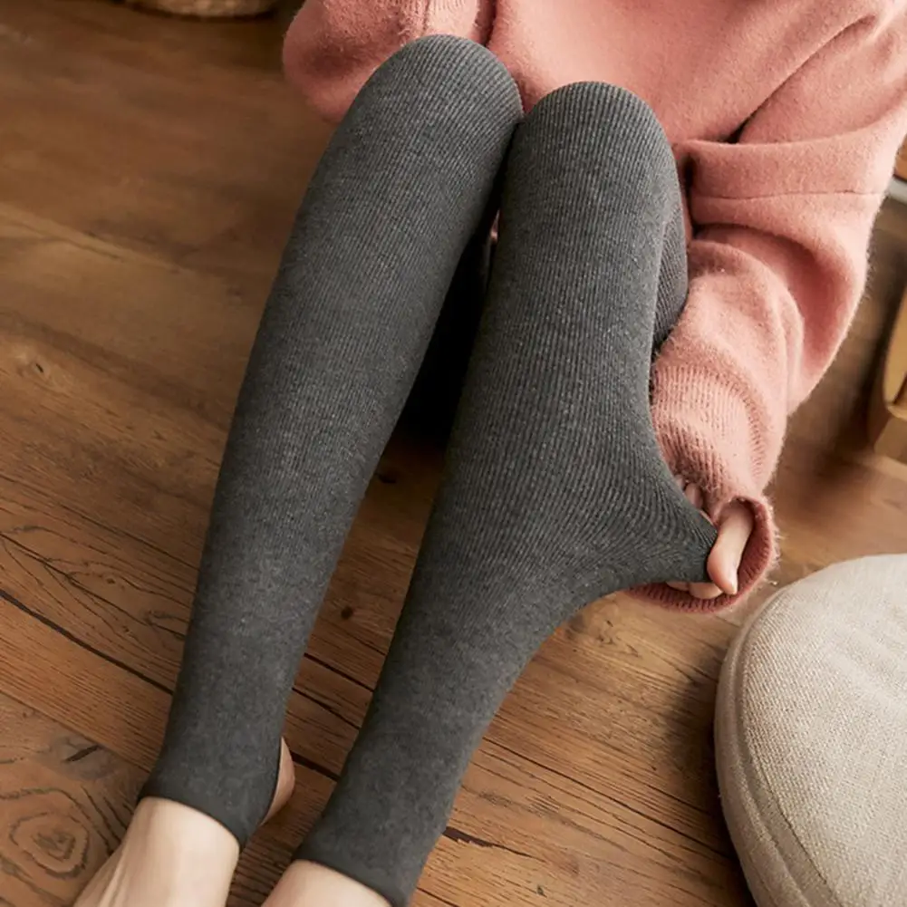 High Waist Elastic Waistband Ribbed Women Pantyhose Autumn Winter Women Fleece Lining Warm Stirrup Leggings Veludo Adicionado
High Waist Elastic Waistband Ribbed Women Pantyhose Autumn Winter Women Fleece Lining Warm Stirrup Leggings Veludo Adicionado