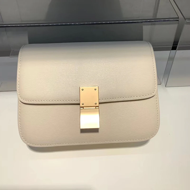 100% Leather High Quality Small Square Bag Luxury Designer Ladies One Shoulder Messenger Bag Ladies Bag Leather Inside and Out
100% Leather High Quality Small Square Bag Luxury Designer Ladies One Shoulder Messenger Bag Ladies Bag Leather Inside and Out