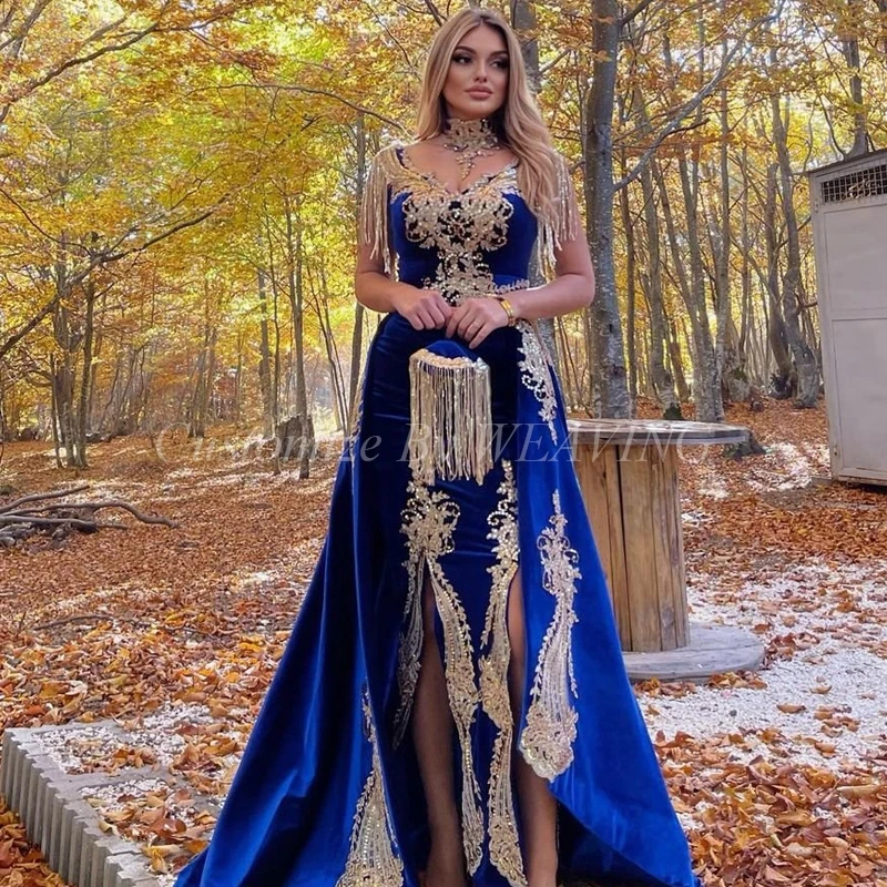 Karakou Algerien Arabic Evening Dresses Dubai Velvet High Split Moroccan Kaftan Prom Gowns Kaftan Mermaid Embroidery Party Dress
Karakou Algerien Arabic Evening Dresses Dubai Velvet High Split Moroccan Kaftan Prom Gowns Kaftan Mermaid Embroidery Party Dress