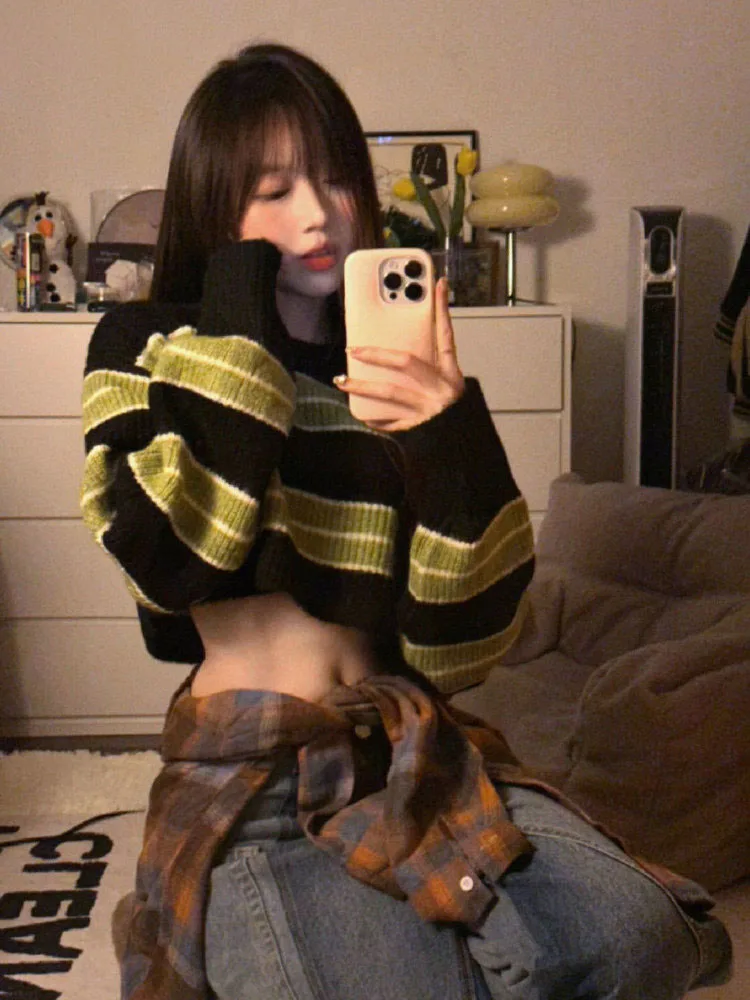 Y2k Sexy Girl Cropped Sweater Women Spring Thin Loose Striped Pullover Korean Fashion Harajuku Streetwear Vintage Jumper Fairy
Y2k Sexy Girl Cropped Sweater Women Spring Thin Loose Striped Pullover Korean Fashion Harajuku Streetwear Vintage Jumper Fairy