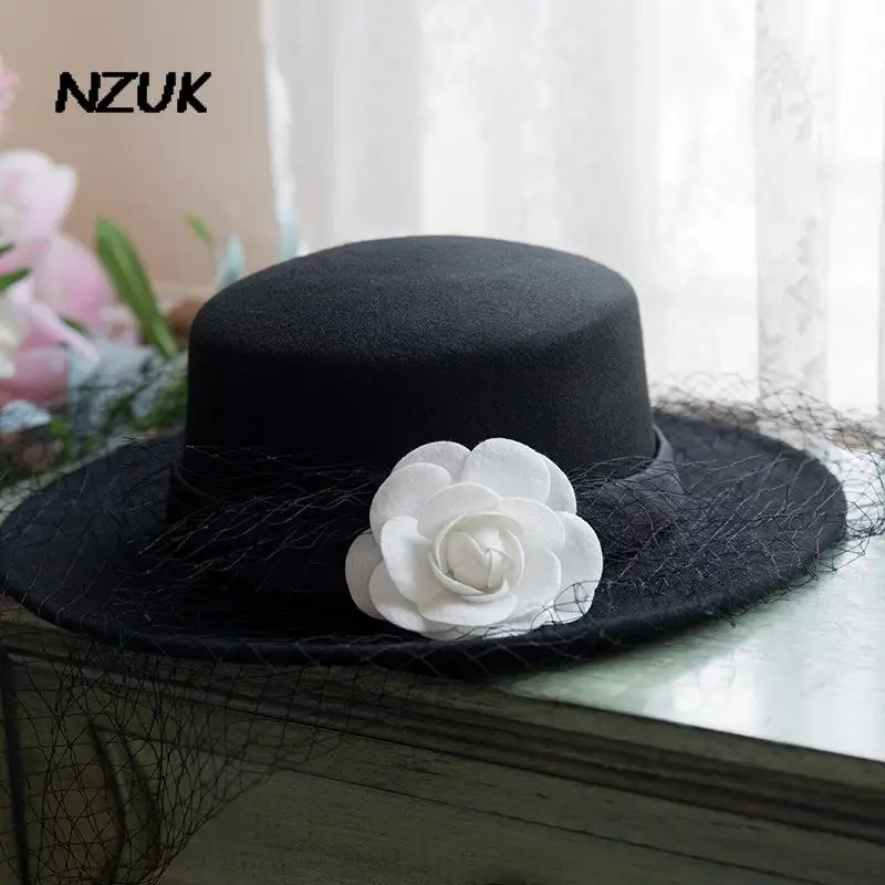 Black White Wool Felt Flat Top Basin Fedora Hats For wedding Bridal Church Cloche Derby Hat Fedoras Cap With Flower Veil
Black White Wool Felt Flat Top Basin Fedora Hats For wedding Bridal Church Cloche Derby Hat Fedoras Cap With Flower Veil