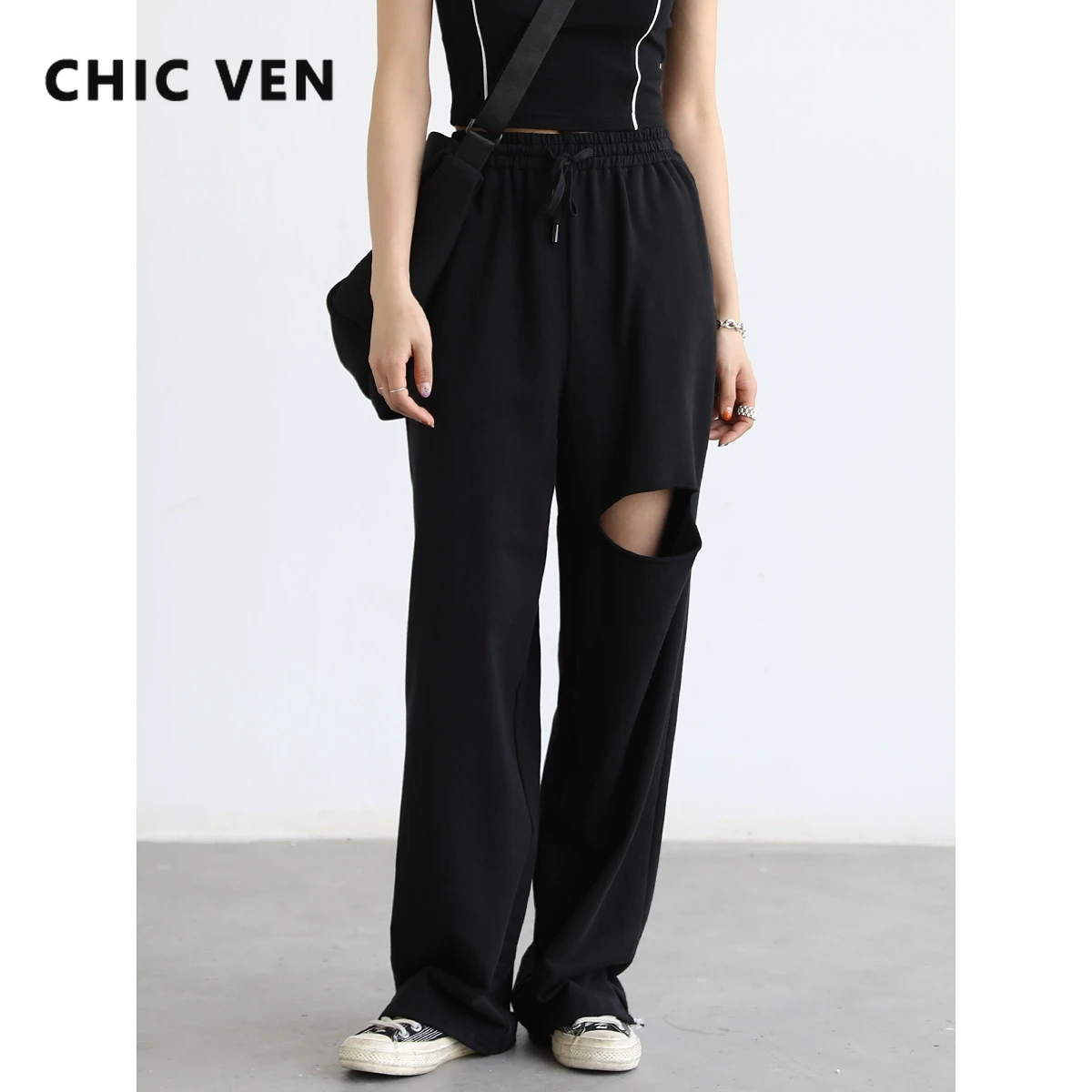 CHIC VEN Women's Pant Wide Leg Hollow Out Sweatpants Solid Trousers Elastic Waist Loose Casual Sport Female Spring Summer 2022
CHIC VEN Women's Pant Wide Leg Hollow Out Sweatpants Solid Trousers Elastic Waist Loose Casual Sport Female Spring Summer 2022