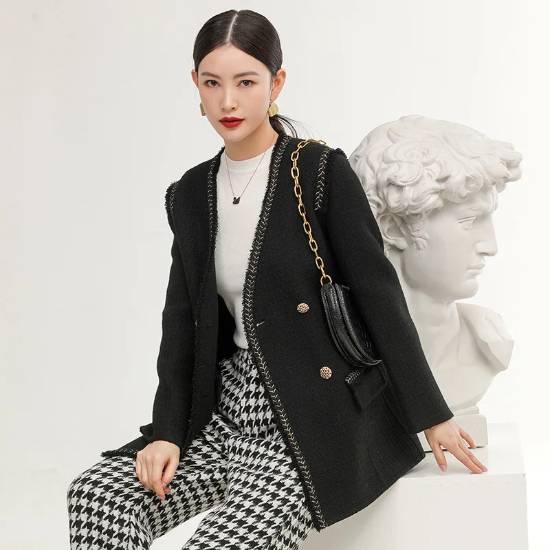 New 2022 vintage Women's Autumn and Winter real fur woolen Coat and jackets wholesale
New 2022 vintage Women's Autumn and Winter real fur woolen Coat and jackets wholesale