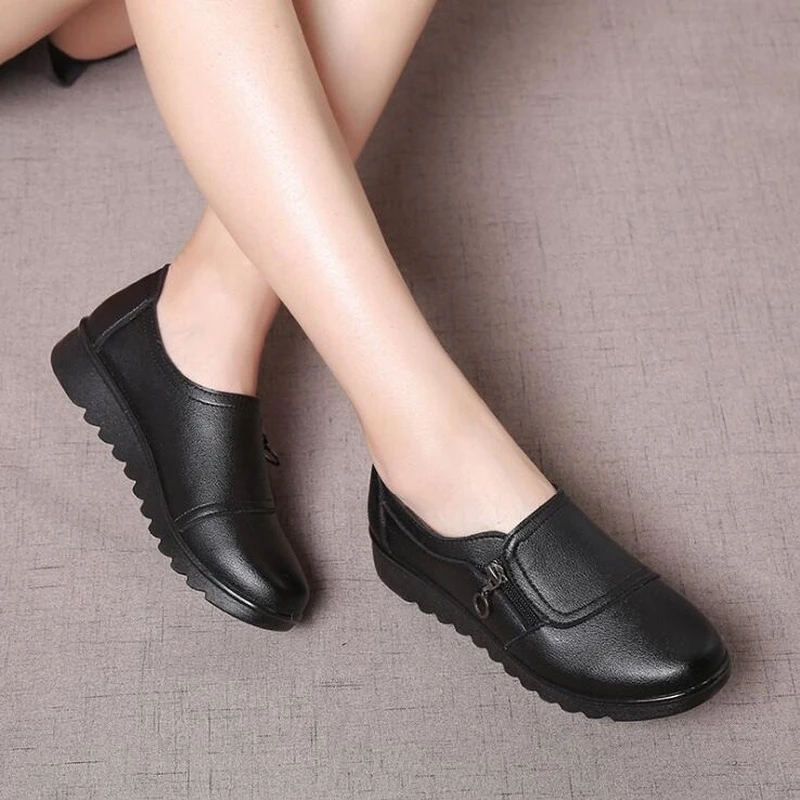 2022 Fashion Soft Leather Round head Women Casual Flats Ladies Side Zipper Flat Oxford Shoes New Mother single Shoes
2022 Fashion Soft Leather Round head Women Casual Flats Ladies Side Zipper Flat Oxford Shoes New Mother single Shoes