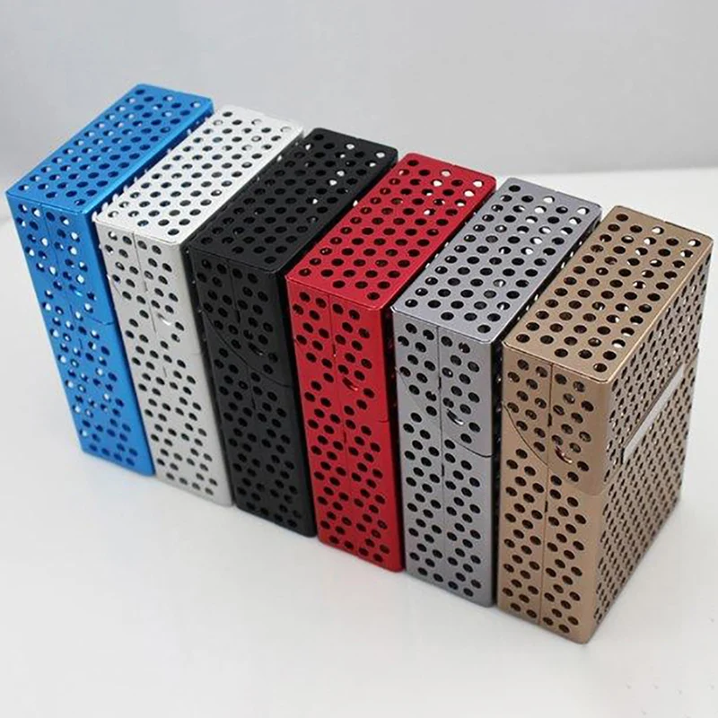 Creative Portable Personality Metal Cigarette Storage Box Hollow Aluminum Alloy Flip Cover 20 Cigarette Case Holder Accessories
Creative Portable Personality Metal Cigarette Storage Box Hollow Aluminum Alloy Flip Cover 20 Cigarette Case Holder Accessories