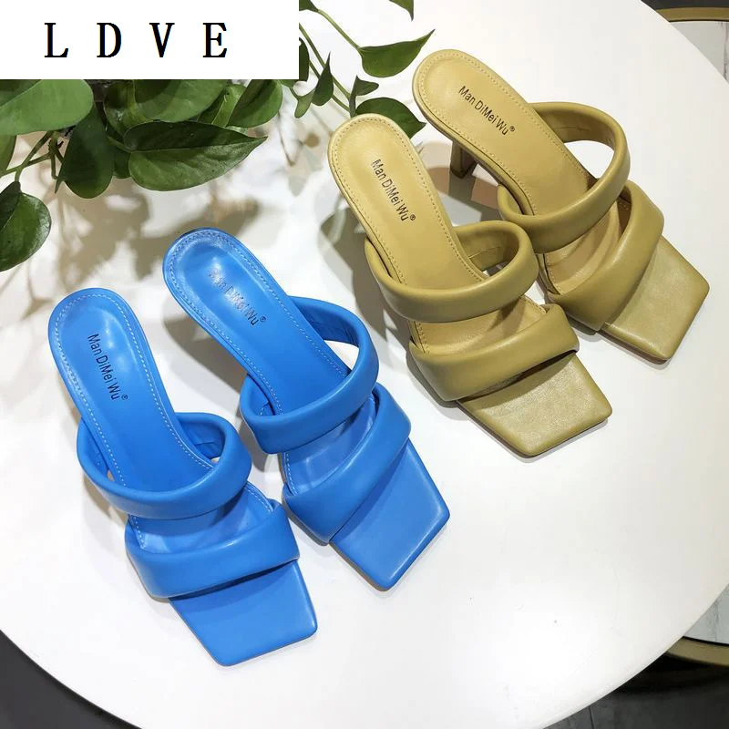 high-heeled sandals Star spring 2021 new stiletto sandals with Velcro square toe sandals and slippers
high-heeled sandals Star spring 2021 new stiletto sandals with Velcro square toe sandals and slippers