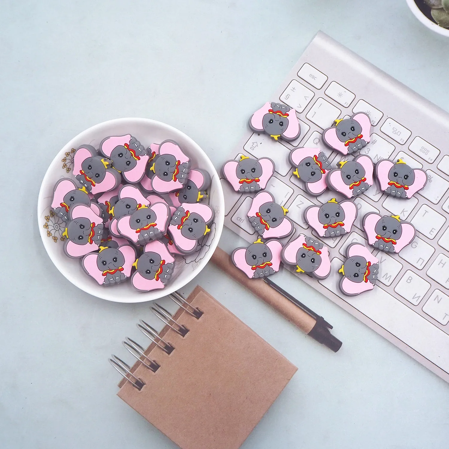 Chenkai 50PCS Elephant Silicone Focal Beads For Beadable Pen Silicone Charms for Pen Keychain Making New Silicone Character Bead 
Chenkai 50PCS Elephant Silicone Focal Beads For Beadable Pen Silicone Charms for Pen Keychain Making New Silicone Character Bead