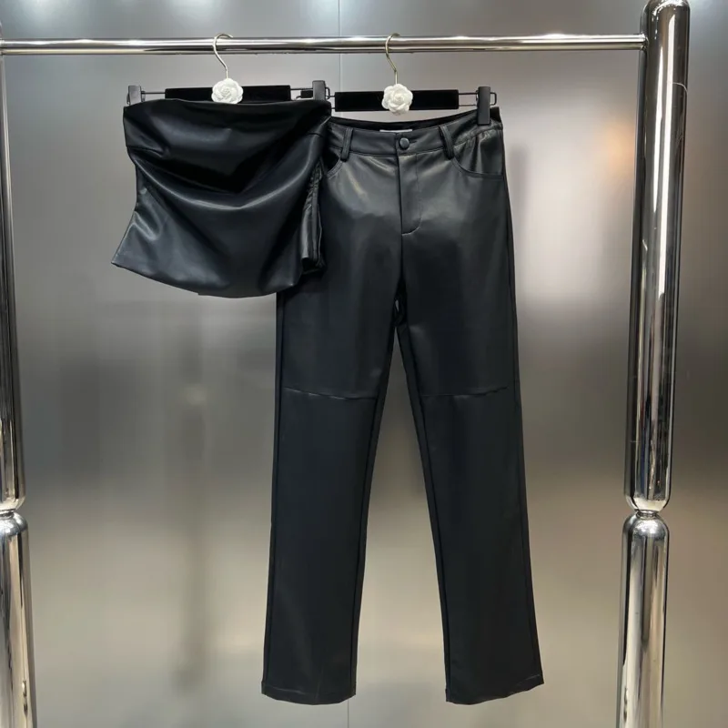 PREPOMP 2023 Autumn New Collection Sleeveless Strapless Ruched Slim Waist Tank Top Pu Pants Two Piece Set Women Tracksuits GL320
PREPOMP 2023 Autumn New Collection Sleeveless Strapless Ruched Slim Waist Tank Top Pu Pants Two Piece Set Women Tracksuits GL320