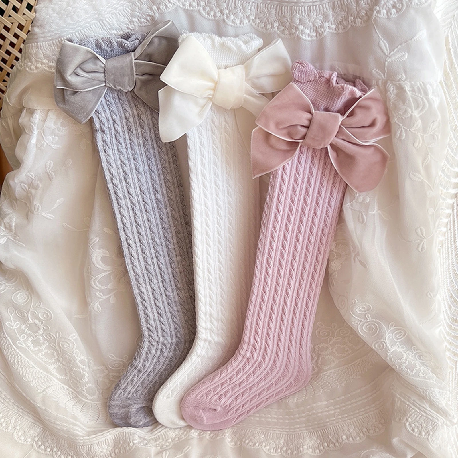 Baby Socks Girls Tights for Kids Winter Fleece Medium Height Tube Baby Children Luminous Heelless Socks Bow Coral Stocking
Baby Socks Girls Tights for Kids Winter Fleece Medium Height Tube Baby Children Luminous Heelless Socks Bow Coral Stocking