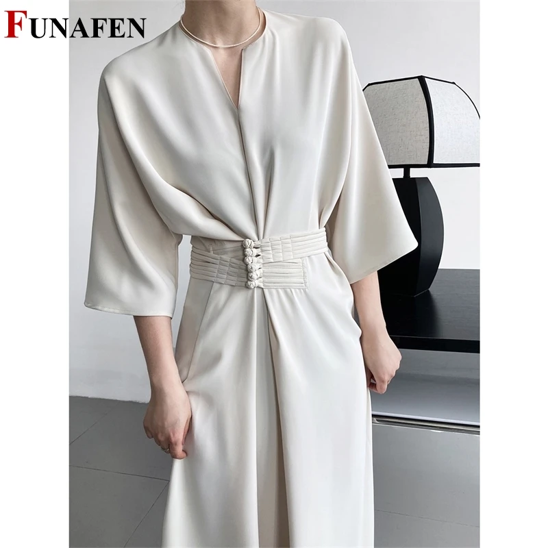 New Buckle Waist Belted Lace Up Straight Dress White Black Blue Summer Half Sleeve Chinese Style Women Long Dress
New Buckle Waist Belted Lace Up Straight Dress White Black Blue Summer Half Sleeve Chinese Style Women Long Dress