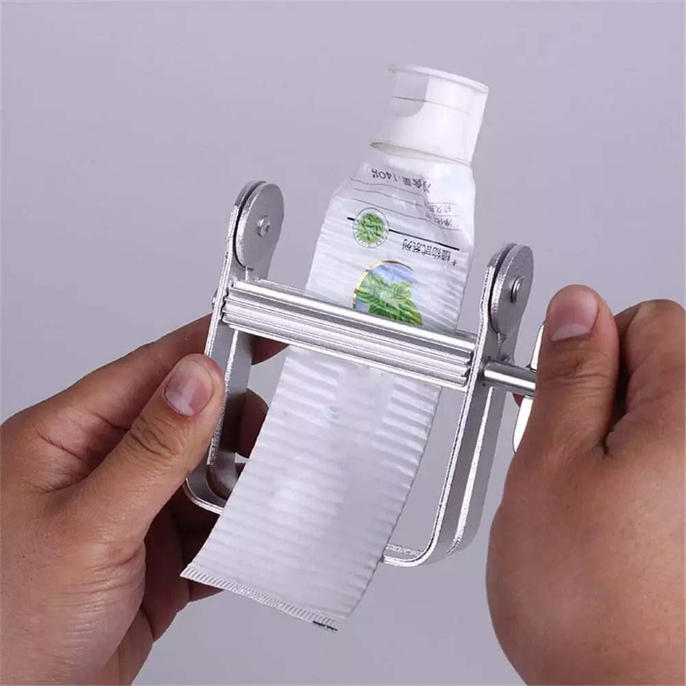 New in toothpaste dispenser Metal extrusion tool lazy tube squeezer Pigment extruder hair dye tube tightener bathroom accessorie
New in toothpaste dispenser Metal extrusion tool lazy tube squeezer Pigment extruder hair dye tube tightener bathroom accessorie