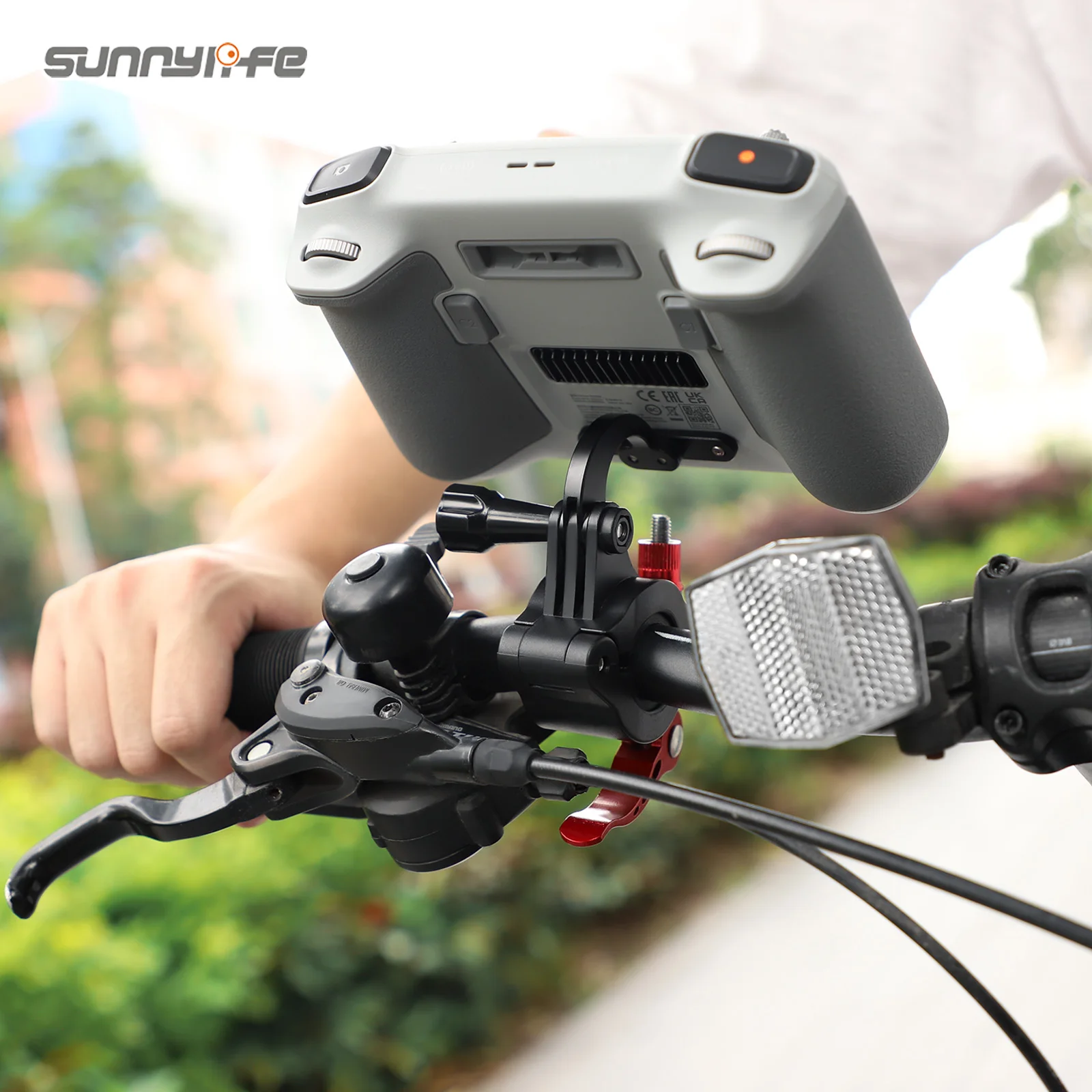 Sunnylife Remote Controller Holder on Bicycle Action Camera Bracket Mount Following Shot Accessories for DJI Mini 3 Pro DJI RC
Sunnylife Remote Controller Holder on Bicycle Action Camera Bracket Mount Following Shot Accessories for DJI Mini 3 Pro DJI RC