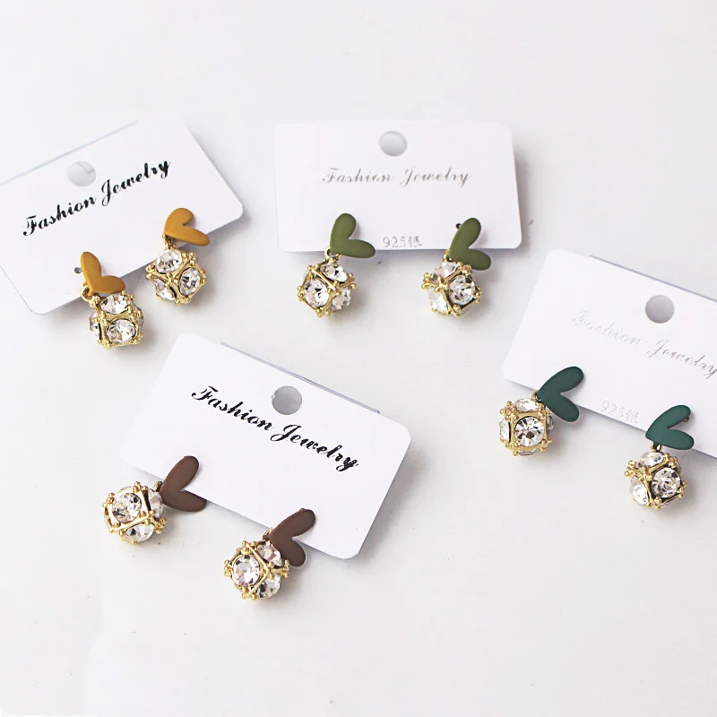 Love Heart Crystal Square Stud Earrings Women's Drop Earr Sweet Flower Stars Moon EarringsTrendy Random Delivery Not Specified
Love Heart Crystal Square Stud Earrings Women's Drop Earr Sweet Flower Stars Moon EarringsTrendy Random Delivery Not Specified