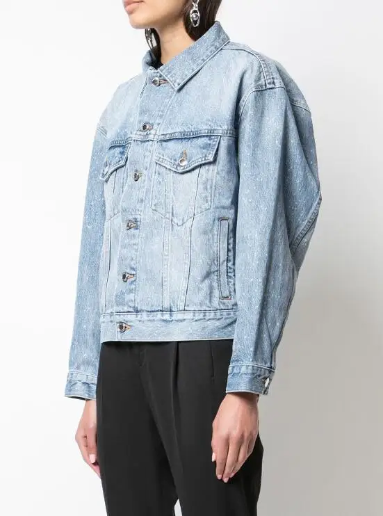 Fashion Classic Trendy Brand Luxury Design New Style In Autumn and Winter Spray Paint Goddess Denim Jacket Coat
Fashion Classic Trendy Brand Luxury Design New Style In Autumn and Winter Spray Paint Goddess Denim Jacket Coat