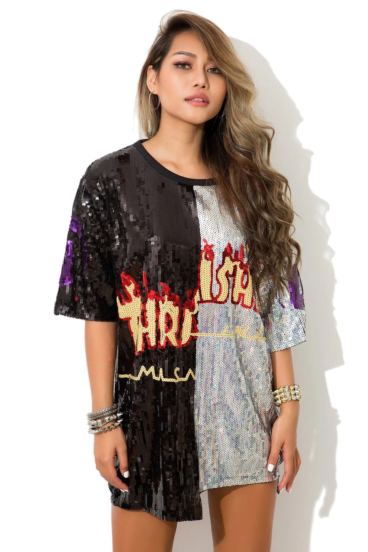 Women's bar ds costumes female singer performance dance costumes hip-hop hip-hop costumes embroidered sequins T-shirt long
Women's bar ds costumes female singer performance dance costumes hip-hop hip-hop costumes embroidered sequins T-shirt long