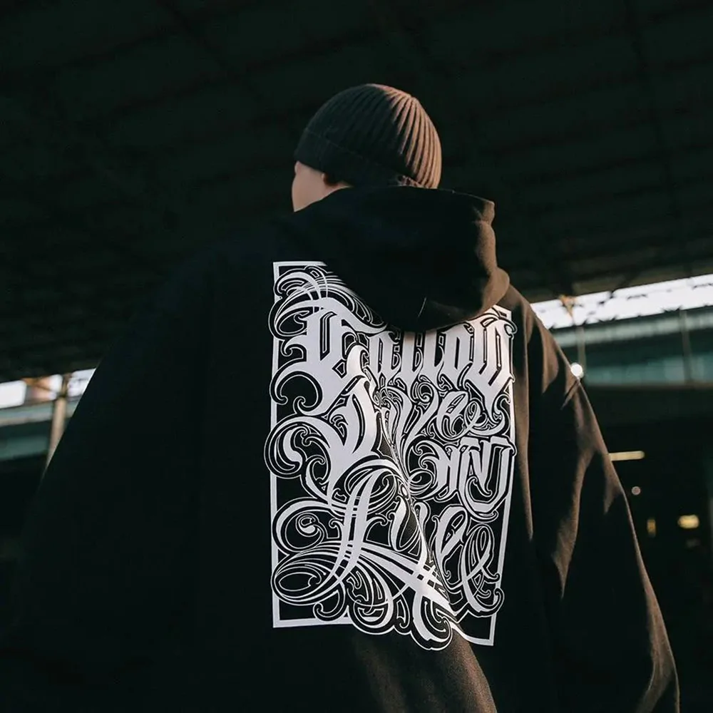 New Tatoo Chicano Original Trend Street 2023 Autumn and Winter New Rock Loose West Coast Curlicue Hooded Sweater Male Hiphop
New Tatoo Chicano Original Trend Street 2023 Autumn and Winter New Rock Loose West Coast Curlicue Hooded Sweater Male Hiphop