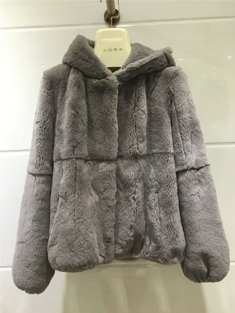 2022 Genuine Natural Real Rex Fur Coat Women's Hooded Outerwear All Fur Long Sleeves Short Style Thin Coat
2022 Genuine Natural Real Rex Fur Coat Women's Hooded Outerwear All Fur Long Sleeves Short Style Thin Coat